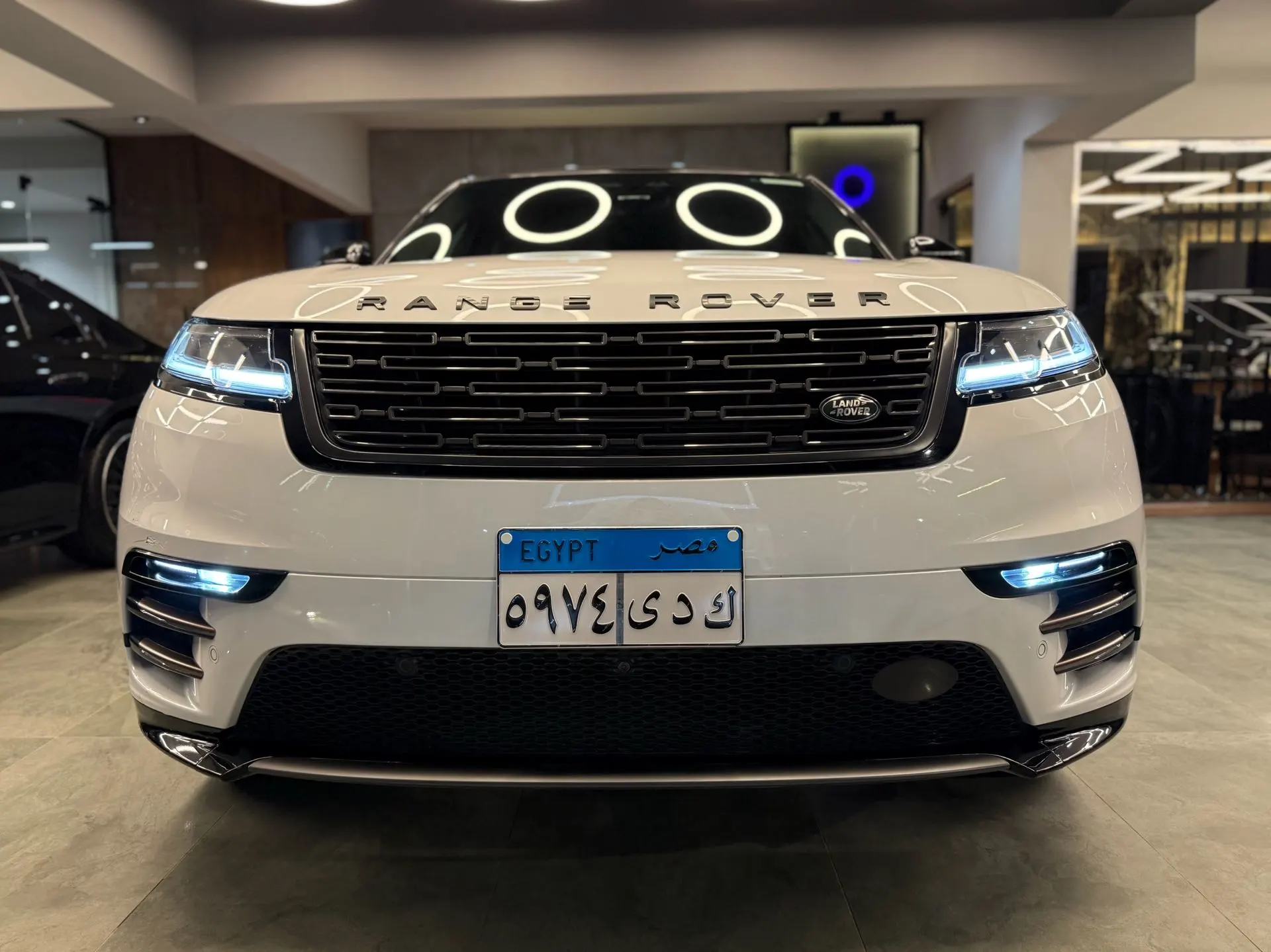 Land Rover Range Rover Velar 2024